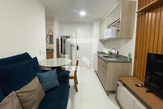 Sala/cozinha de apartamento para alugar com 1 quarto, 30m² em Centro Histórico de São Paulo, São Paulo