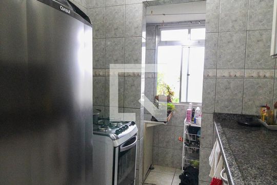 Cozinha de apartamento à venda com 2 quartos, 62m² em Vila Jacuí, São Paulo