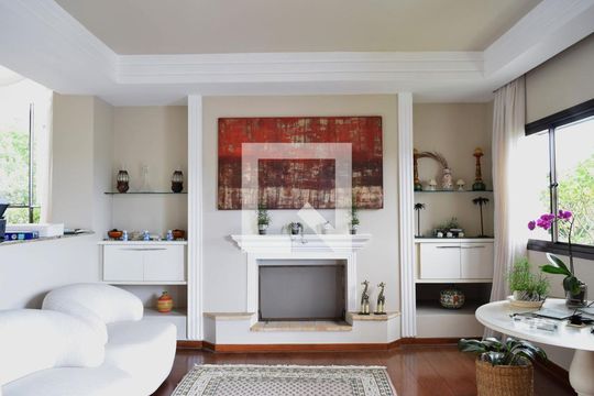 Sala de apartamento à venda com 4 quartos, 267m² em Vila Madalena, São Paulo
