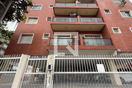 Fachada de apartamento para alugar com 1 quarto, 63m² em Balneario Cidade Atlantica, Guarujá