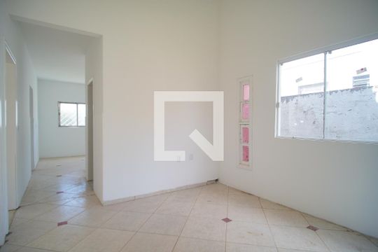 Sala 1 de casa à venda com 6 quartos, 250m² em Campestre, São Leopoldo