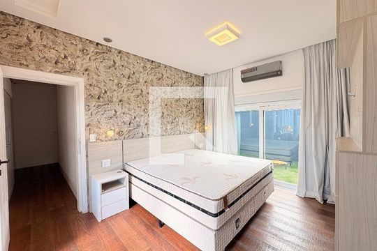 Suíte Master de casa de condomínio para alugar com 4 quartos, 362m² em Parque Cecap, Jundiaí