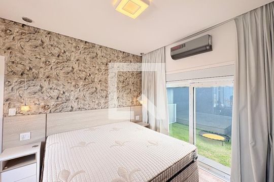 Suíte Master de casa de condomínio para alugar com 4 quartos, 362m² em Parque Cecap, Jundiaí