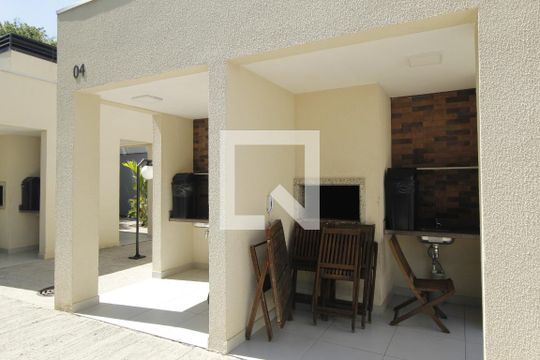 Cozinha de apartamento para alugar com 2 quartos, 60m² em Rubem Berta, Porto Alegre