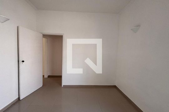 Casa para alugar com 3 quartos, 230m² em Vila Clementino, São Paulo