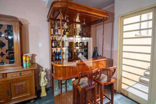Sala de casa para alugar com 3 quartos, 380m² em Jardim Simus, Sorocaba