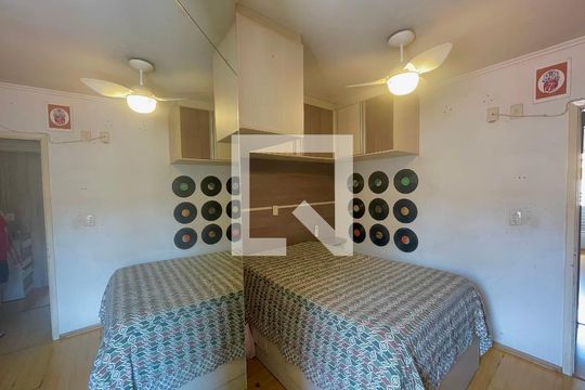 Quarto 1 de casa à venda com 2 quartos, 70m² em Jardim Flor do Campo, Guarulhos