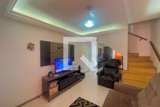 Sala de casa à venda com 2 quartos, 70m² em Jardim Flor do Campo, Guarulhos