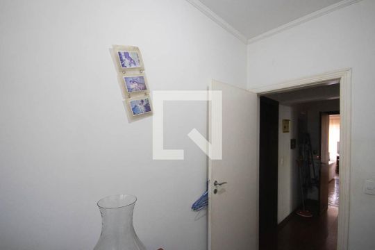 Quarto 2 de casa à venda com 3 quartos, 360m² em Jardim Leonor Mendes de Barros, São Paulo
