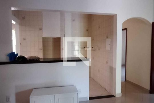 Casa à venda com 4 quartos, 220m² em Ouro Preto, Belo Horizonte