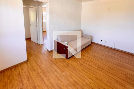 Sala de apartamento para alugar com 2 quartos, 55m² em Sertão do Maruim, São José