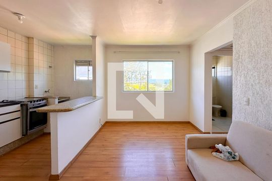 Sala de apartamento para alugar com 2 quartos, 55m² em Sertão do Maruim, São José