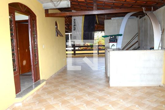 Varanda de casa à venda com 3 quartos, 167m² em Vitoria, Belo Horizonte