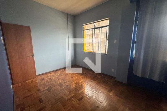 Apartamento à venda com 2 quartos, 76m² em Centro, Belo Horizonte