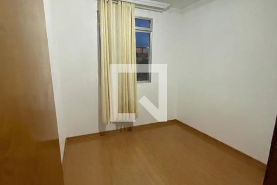 Apartamento à venda com 3 quartos, 200m² em Bairro da Glória, Contagem