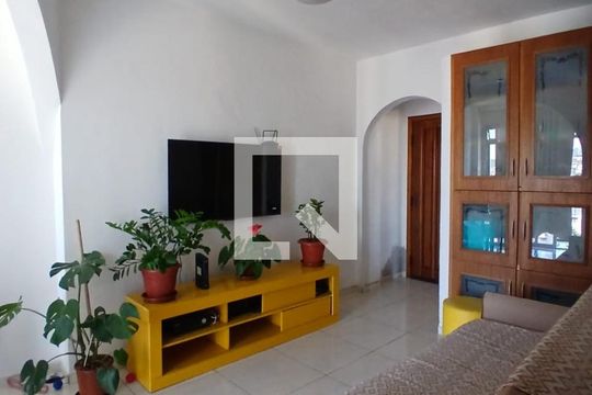 Sala de apartamento à venda com 2 quartos, 56m² em Piedade, Rio de Janeiro