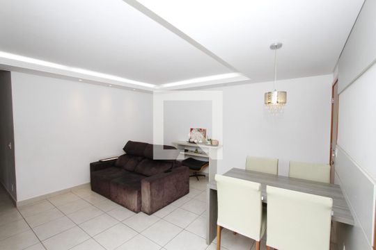 Sala de apartamento para alugar com 3 quartos, 85m² em Buritis, Belo Horizonte