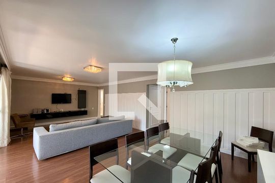 Sala  de apartamento à venda com 4 quartos, 185m² em Santo Amaro, São Paulo