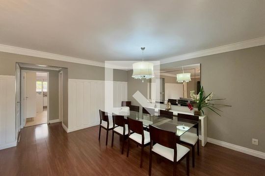 Sala de apartamento à venda com 4 quartos, 185m² em Santo Amaro, São Paulo