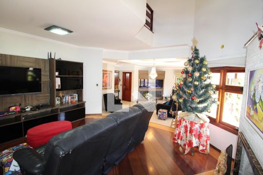 Sala 3 de casa à venda com 6 quartos, 388m² em Tucuruvi, São Paulo
