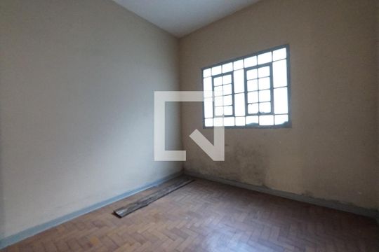 Casa à venda com 2 quartos, 200m² em Ipiranga, São Paulo