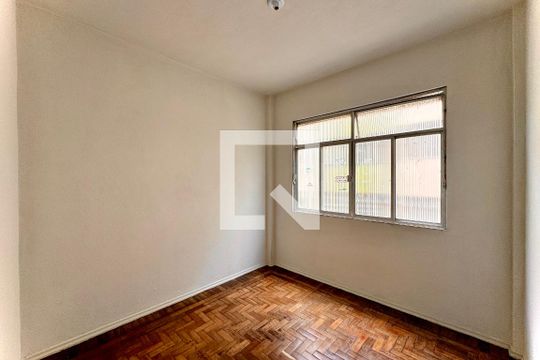 Quarto 1 de apartamento à venda com 2 quartos, 60m² em Centro, Rio de Janeiro