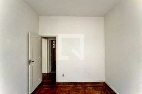 Quarto 1 de apartamento à venda com 2 quartos, 60m² em Centro, Rio de Janeiro