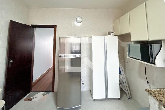 Casa à venda com 3 quartos, 181m² em Santa Amelia, Belo Horizonte
