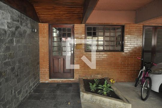 Apartamento para alugar com 3 quartos, 110m² em Cascadura, Rio de Janeiro