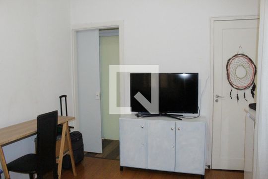 Apartamento para alugar com 1 quarto, 97m² em Higienópolis, São Paulo