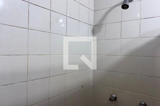 Suíte - Banheiro de apartamento à venda com 2 quartos, 65m² em Barra da Tijuca, Rio de Janeiro