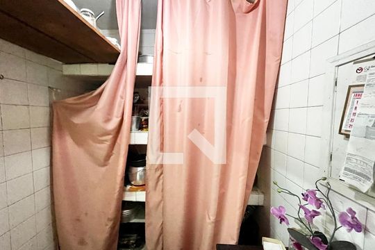 Despensa de casa à venda com 3 quartos, 238m² em Sítio do Morro, São Paulo
