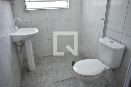 Kitnet - Banheiro de casa para alugar com 1 quarto, 20m² em Vila do Bosque, São Paulo