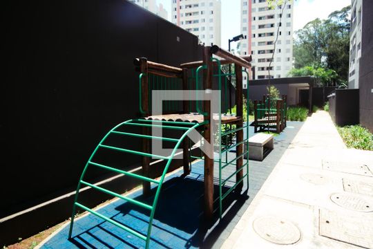 Playground de kitnet/studio à venda com 1 quarto, 24m² em Sacoma, São Paulo