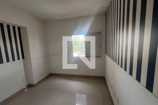 Quarto 1 de apartamento para alugar com 2 quartos, 72m² em Setor Sudoeste, Goiânia