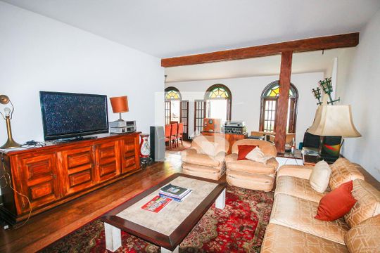 Sala  de casa à venda com 4 quartos, 320m² em Vila Sonia, São Paulo
