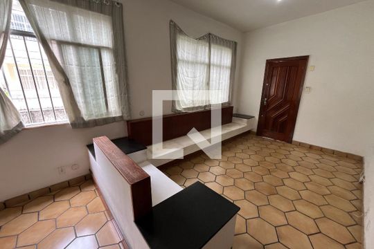 Sala de casa de condomínio à venda com 3 quartos, 204m² em Galeão, Rio de Janeiro