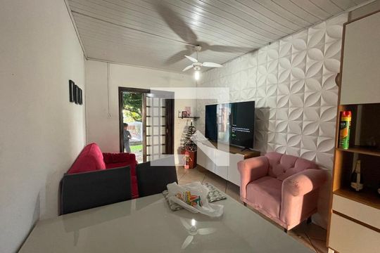Sala de TV de casa à venda com 2 quartos, 92m² em Santo Andre, São Leopoldo