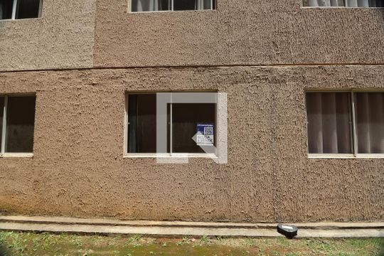 Placa de apartamento à venda com 2 quartos, 48m² em Estância Velha, Canoas