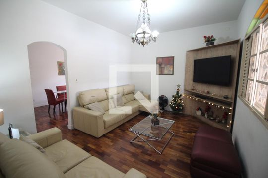 Sala de casa à venda com 3 quartos, 280m² em Eldorado, Contagem
