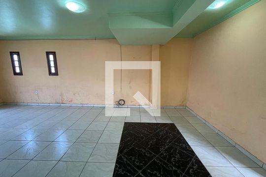 Sala de TV de casa para alugar com 3 quartos, 300m² em Industrial, Novo Hamburgo