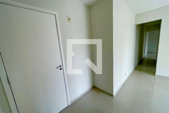 Hall de apartamento para alugar com 2 quartos, 64m² em Macedo, Guarulhos