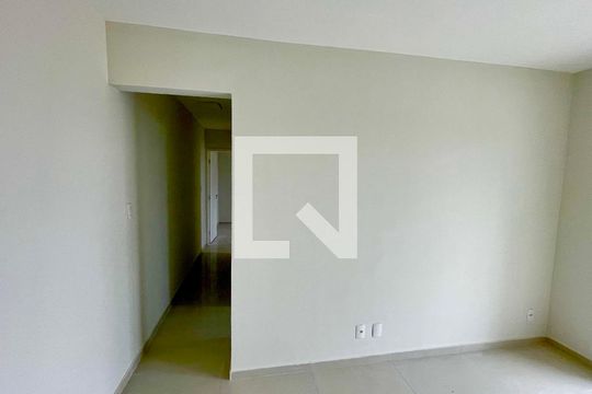 Sala de apartamento para alugar com 2 quartos, 64m² em Macedo, Guarulhos