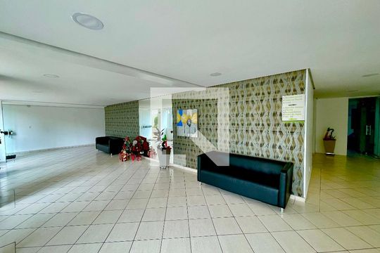 Hall de entrada de apartamento para alugar com 2 quartos, 64m² em Macedo, Guarulhos