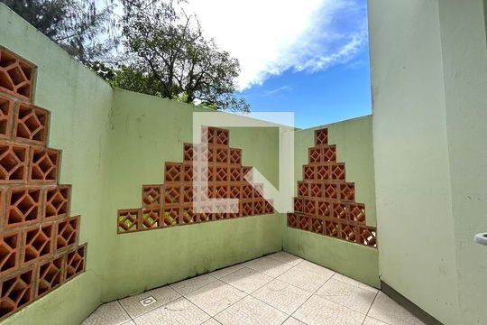 Área de Serviço de apartamento para alugar com 1 quarto, 70m² em Campeche Leste, Florianópolis
