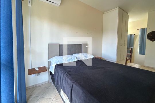 Suíte  de apartamento para alugar com 1 quarto, 70m² em Campeche Leste, Florianópolis