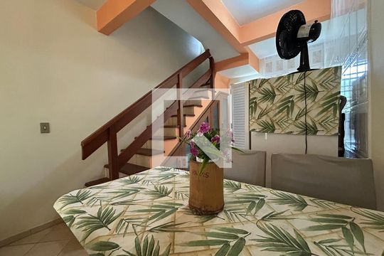 Cozinha  de apartamento para alugar com 1 quarto, 70m² em Campeche Leste, Florianópolis