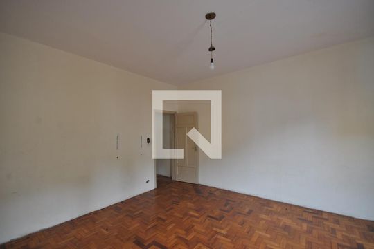 Quarto 1 de casa para alugar com 2 quartos, 250m² em Vila Paiva, São Paulo