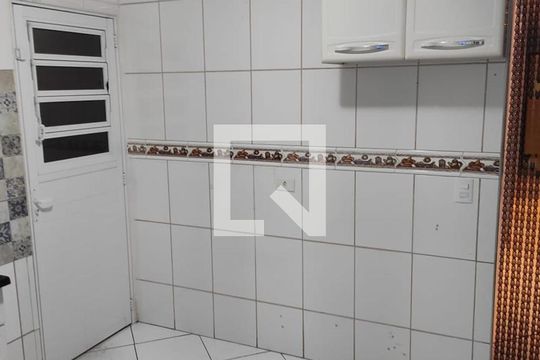 Casa à venda com 3 quartos, 125m² em Jardim Santa Maria, Guarulhos