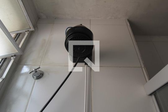 Banheiro de apartamento à venda com 2 quartos, 97m² em Frei Leopoldo, Belo Horizonte